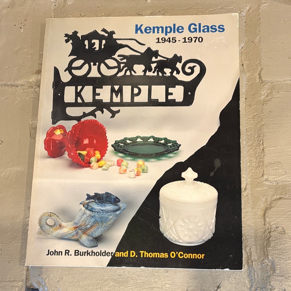Kemple‎ Glass 1945-1970 by J. Burkholder & D. O'Connor 160 Pages PB Book 1997